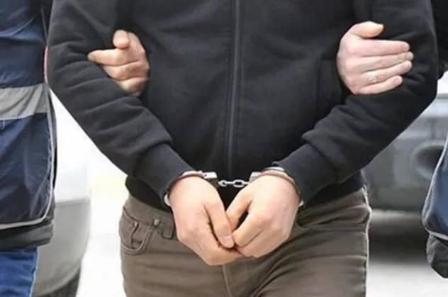 Afyonkarahisar'da uyuşturucu operasyonu! 8 kişi yakalandı