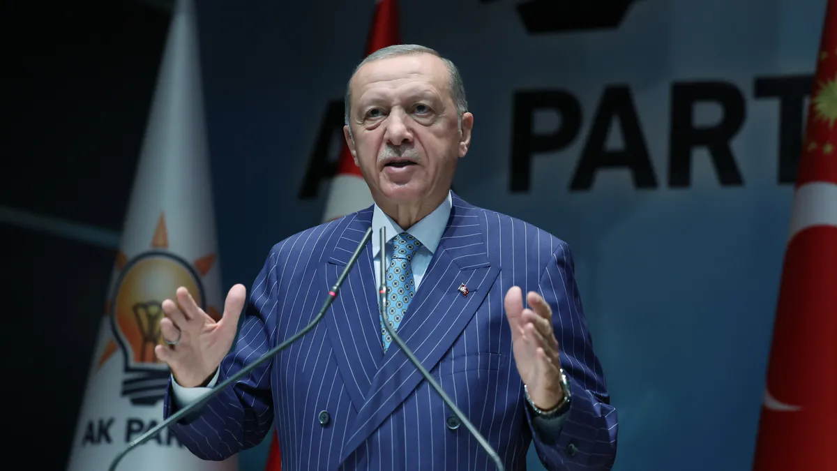 Başkan Erdoğan'dan Özel'in Kuşadası'ndaki iftiralarına 500 bin TL'lik dava
