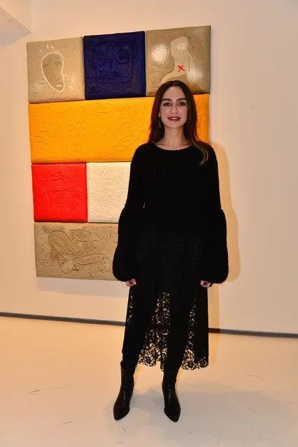 Birce Akalay'ın yeni imajı sosyal medyada olay oldu!-8