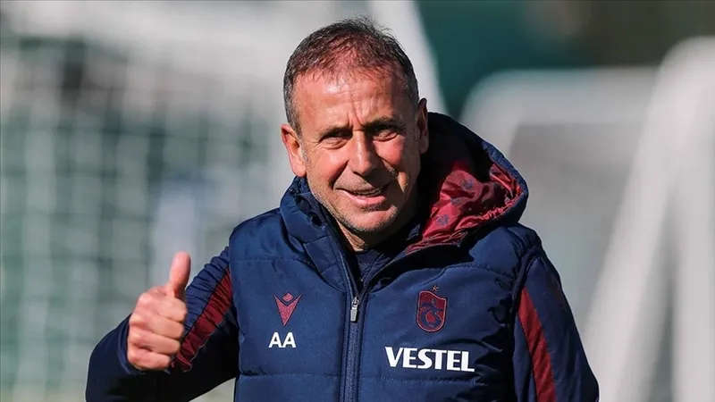 trabzonsporda-gundem-forvet-transferi-gundemin-kahramanlarindan-hangisi-formayi-giyecek-1724512730885.jpg Abdullah Avcı