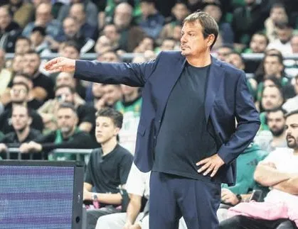 Panathinaikos Ataman’la ilki yaşadı