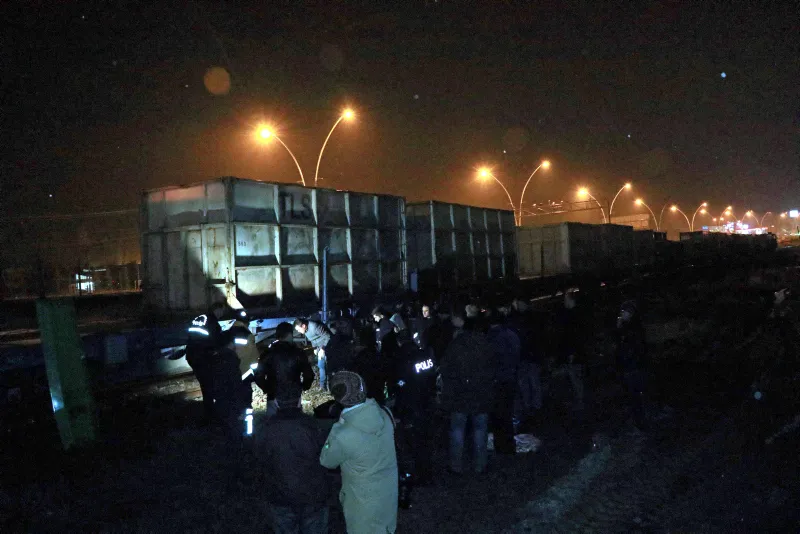 Çankırı'da bir kişi trenin altında kaldı - 3