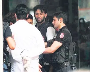 Dr. piyaniste Gezi cezası