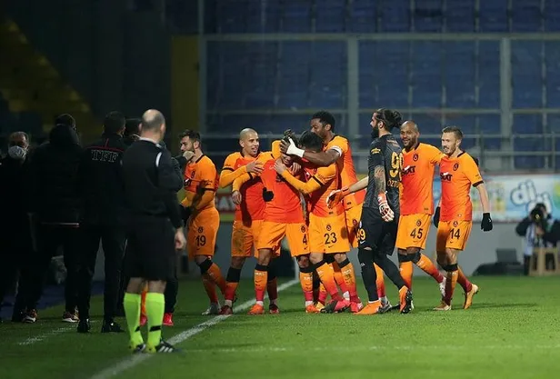 galatasaray-teknik-direktoru-fatih-terimden-mbaye-diagne-aciklamasi-gol-atmamasi-bizim-icin-surpriz-olur-1606589961837.jpeg