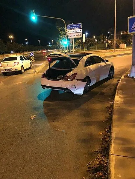 chpli-maltepe-belediye-baskani-ali-kilic-hakkinda-sok-iddia-alkollu-arac-kullanirken-kaza-yapip-olay-yerinden-kacti-1617383907362.jpeg CHP'li Maltepe Belediye Başkanı Ali Kılıç hakkında şok iddia! Alkollü araç kullanırken kaza yapıp olay yerinden kaçtı-7