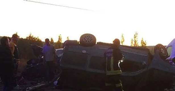 Çorum'da hafif ticari araç ile otomobil çarpıştı: 2 kişi hayatını kaybetti