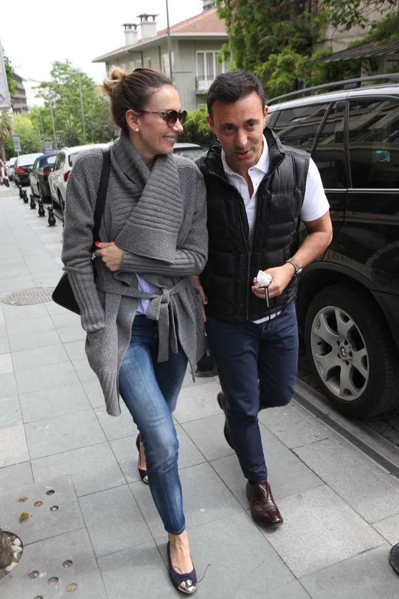 emina-jahovic-eski-esi-mustafa-sandala-actigi-milyonluk-davayi-kazandi-1775194956208.jpeg Emina Jahovic eski eşi Mustafa Sandal'a açtığı milyonluk davayı kazandı-3