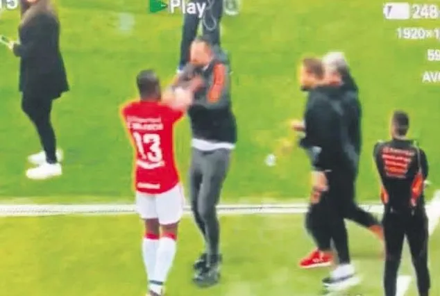 Valencia yumruk yumruğa