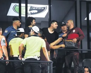 Galatasarayda yardımcı antrenör Hasan Şaş istifa etti