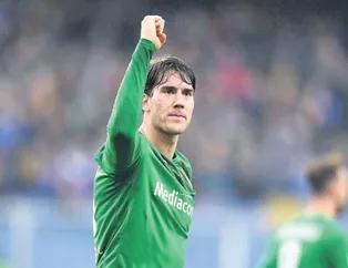 Fiorentina’da 3 isim virüsü yendi