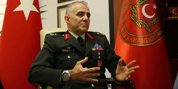 15-temmuz-gazisi-3-ordu-kurmay-baskani-tumgeneral-davut-ala-yarin-18-ameliyatini-olacak-1617738007189.jpg 15 Temmuz gazisi 3. Ordu Kurmay Başkanı Tümgeneral Davut Ala yarın 18. ameliyatını olacak-7