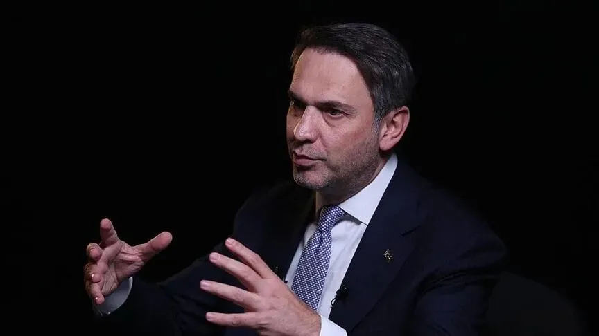 elektrik-uretiminde-cifte-rekor-gunes-ve-yerli-kaynaklar-zirvede-1787970750839.jpeg Enerji Bakanı Alparslan Bayraktar