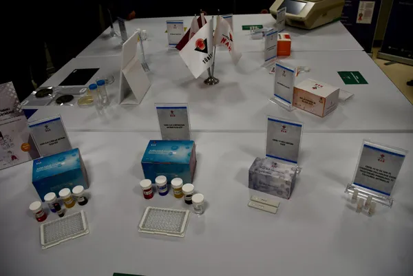 saglikta-devrim-yaratacak-tubitak-asi-ve-ilac-gelistirme-kampusu-acildi-1681903259012.jpg Sağlıkta devrim yaratacak: TÜBİTAK Aşı ve İlaç Geliştirme Kampüsü açıldı-3