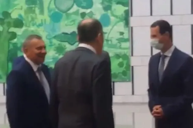 Rusya Dışişleri Bakanı Lavrov 8 yıl sonra ilk kez Şam'da! Esad el pençe divan karşıladı
