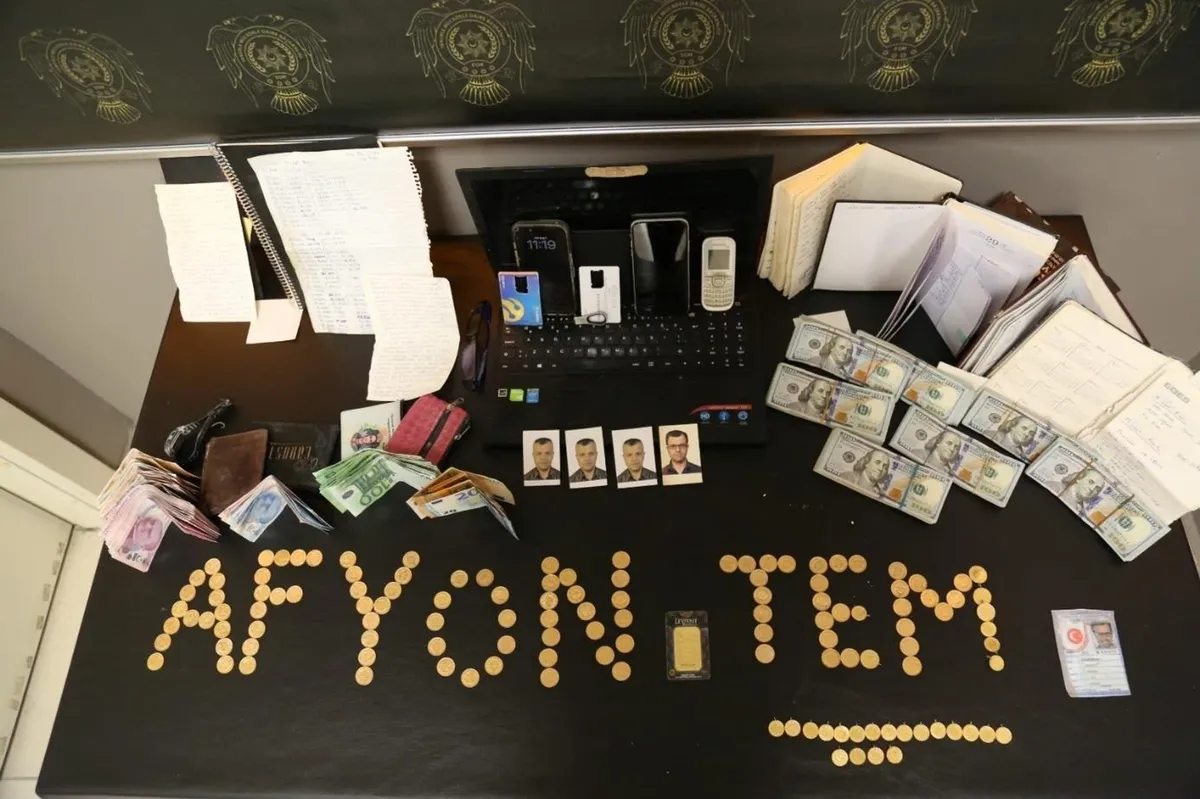 1785832096588.jpeg Başkan Erdoğan'a suikast timindeki FETÖ'cü hain Burkay Karatepe'nin 10 yıllık firarı deşifre oldu! Tatilci kılığıyla izini kaybettirmeye çalışmış-6