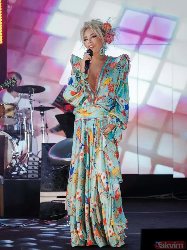 Sibel Can’ın doğum günü pozları sosyal medyayı salladı! Çocukları böyle sürpriz yaptı - 14