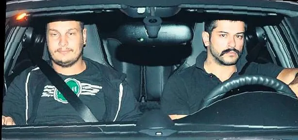 Burak, Ceylan’ı sildi!