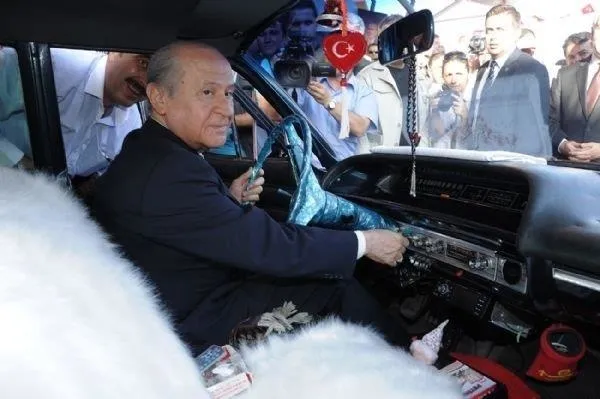 Devlet Bahçeli otomobil koleksiyonunu genişletti-2
