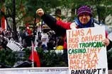Dışişleri’nden atıldı Wall Street’i işgal etti