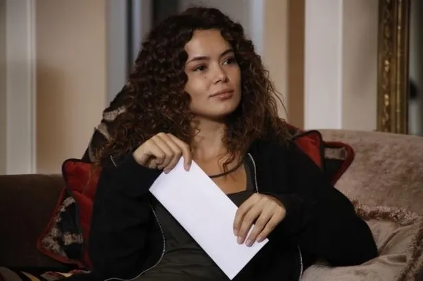 seray-kayaya-piyango-vurdu-etkileyici-bir-kadin-dizisi-geliyor-kurulus-osmanin-lena-hatunu-basrol-oynayacak-bi-1653224015216.jpg Etkileyici bir kadın dizisi geliyor! Kuruluş Osman'ın Lena Hatun'u başrol oynayacak! Seray Kaya'ya piyango vurdu! Bir Küçük Günışığı...-2