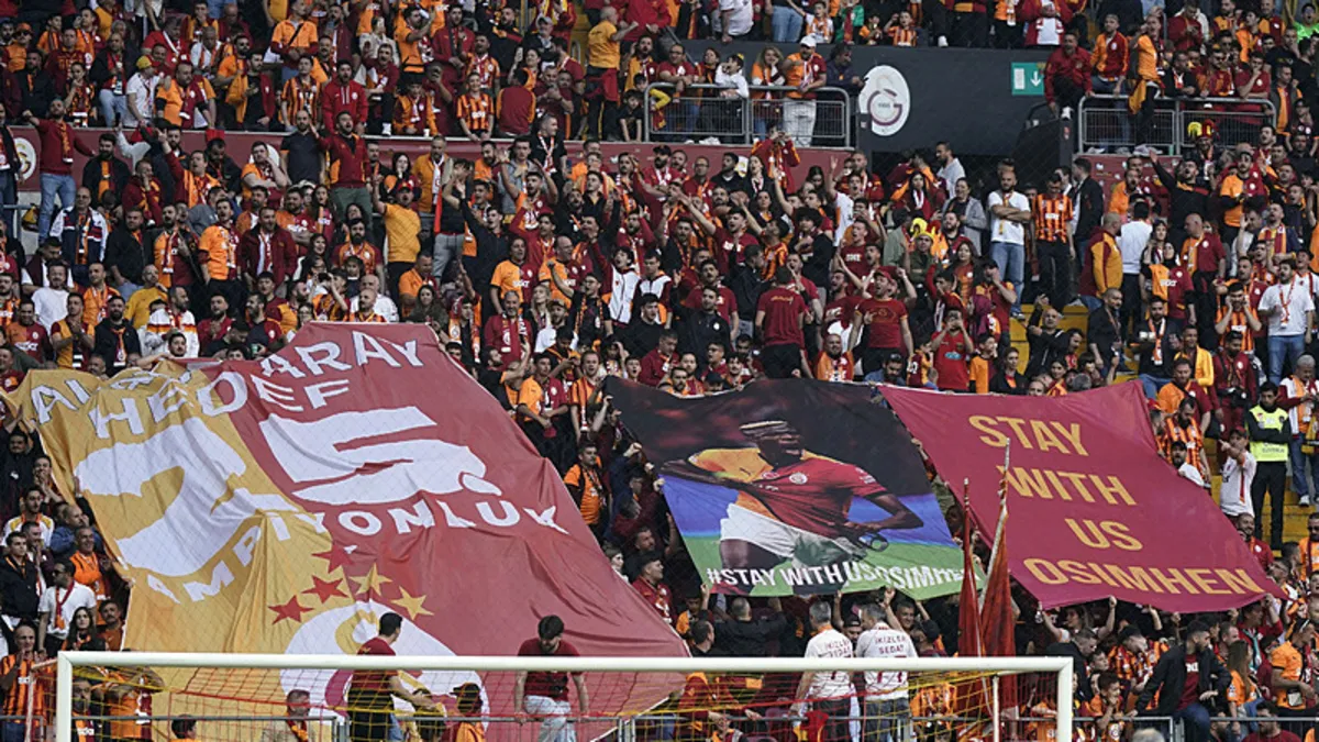 Galatasaray taraftarından Victor Osimhen için transfer çağrısı