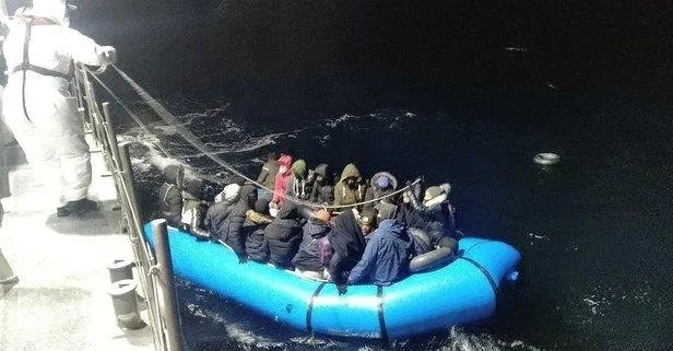 İzmir açıklarında 102 düzensiz göçmen kurtarıldı
