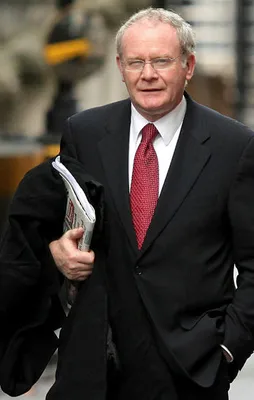 Eski IRA lideri McGuinness öldü