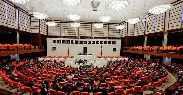 CHP’nin TBMM’de sandalye sayısı 125’e düşecek: Yerel seçimlerde 4 milletvekili belediye başkanlığı yarışını kazandı