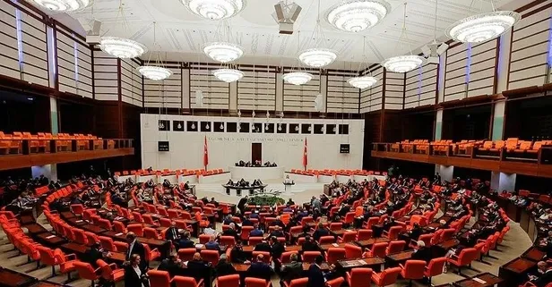 CHP'nin TBMM'de sandalye sayısı 125'e düşecek: Yerel seçimlerde 4 milletvekili belediye başkanlığı yarışını kazandı