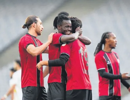 K.Gümrük’ten yarım düzine