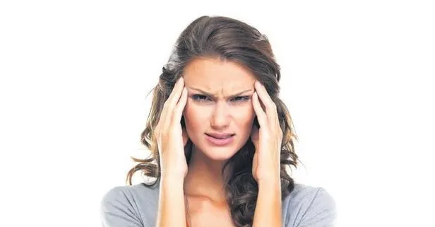 Uzmanlar uyarıyor: Migren ataklarının önlenmesi için uzun süre aç kalmayın!
