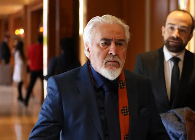 Kırmızı Oda'ya izleyiciyi ekran başına mıhlayacak transfer! Dizinin Vahit Bey'i Uğur Yücel'in hikayesi dilden dile dolaşacak-6