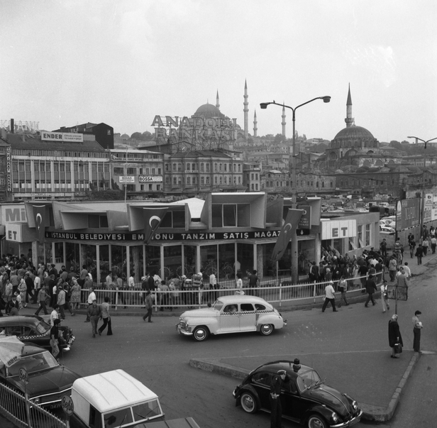 1972’lerde de ekonomik teröre karşı tanzim satış noktaları ve mağazalar açılmış…-2