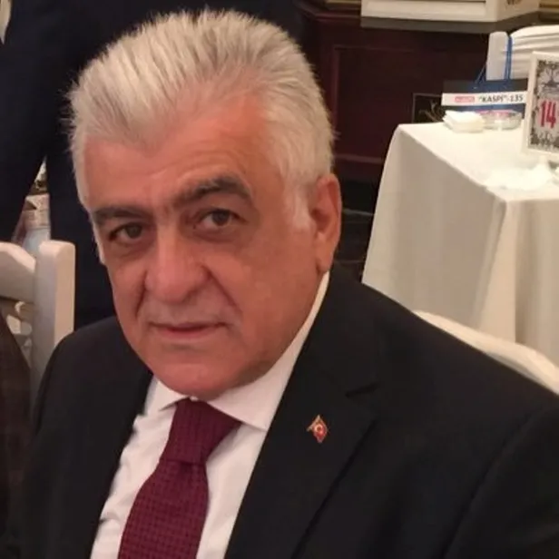 ak-parti-28-donem-milletvekili-adayi-samil-ayrim-kimdir-en-yasli-milletvekili-adayi-samil-ayrim-kac-yasinda-sa-1681203613395.jpg AK Parti 28. dönem Milletvekili adayı Şamil Ayrım kimdir? En yaşlı milletvekili adayı Şamil Ayrım kaç yaşında? Şamil Ayrım nereli, nereden aday?-2