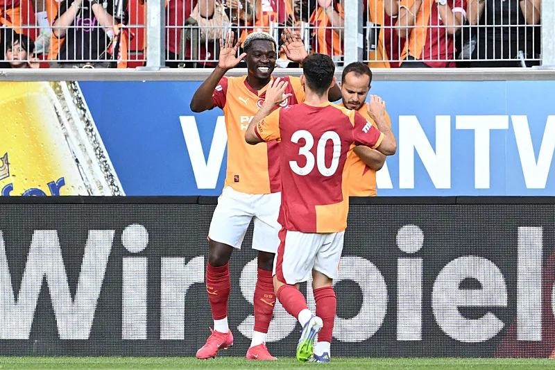 Galatasaray'da 7 yıldız yolcu! Transfer için gitmeleri gerekiyor - 12