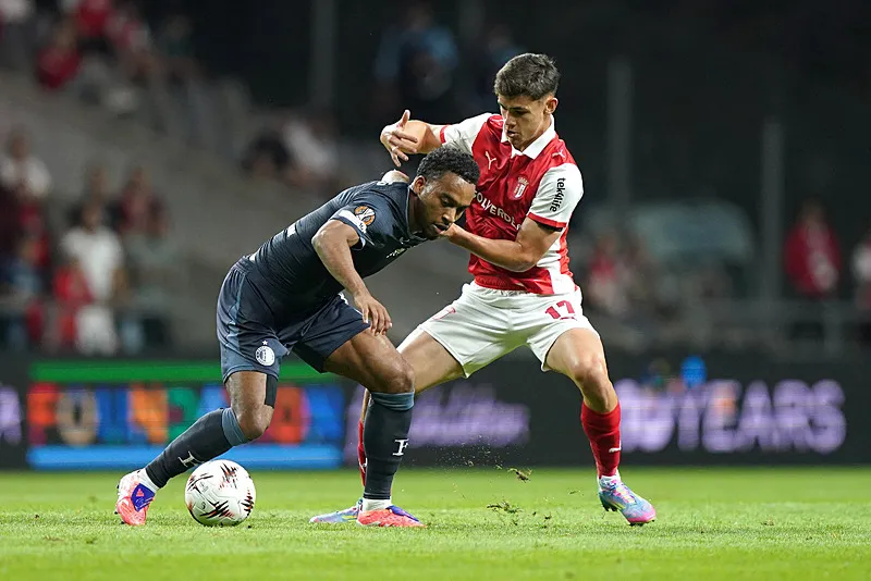 Fenerbahçe ve Galatasaray'ın yıldız futbolcu için transfer savaşı! - 22