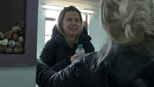 ece-erken-gozyaslarini-tutamadi-esi-safak-mahmutyazicioglunun-olumune-iliskin-konustu-keske-ben-olseydim-bu-is-1643478560066.jpeg Ece Erken ilk kez konuştu: Keşke ben ölseydim! Şafak Mahmutyazıcıoğlu'nun öldürülmesi planlı mıydı?