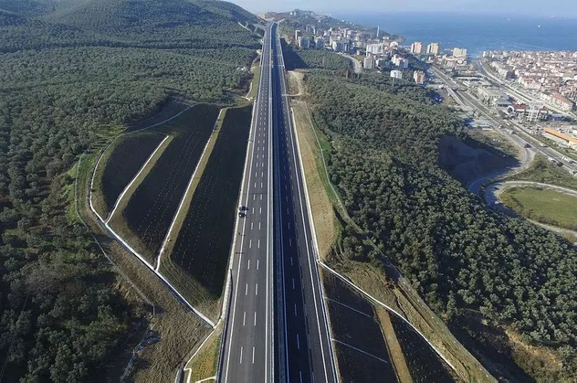 Açılışını Başkan Erdoğan yapmıştı! İstanbul-İzmir otoyolu trafiği rahatlattı
