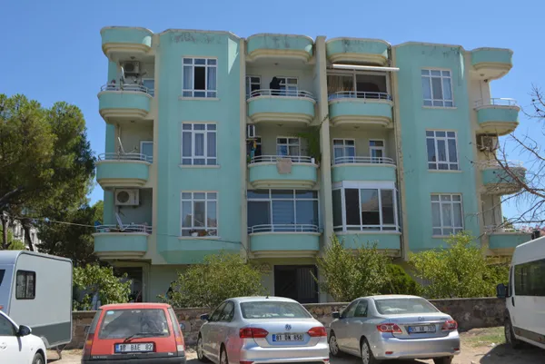 balikesirde-otobus-kazasinda-hayatini-kaybeden-bilge-tokerin-babasi-huseyin-tokerden-yurek-burkan-sozler-mutlulugu-uzun-surmedi-yavrumun-1628508158632.jpg Balıkesir'de otobüs kazasında hayatını kaybeden Bilge Toker'in babası Hüseyin Toker'den yürek burkan sözler: Mutluluğu uzun sürmedi yavrumun-4