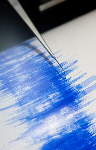 Son depremler: Manisa'da korkutan deprem