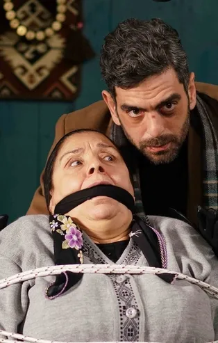 Sen Anlat Karadeniz 37. yeni bölüm fragmanı: Seninki sevda değil, merhamet! Sen Anlat Karadeniz yeni bölüm fragmanı izle