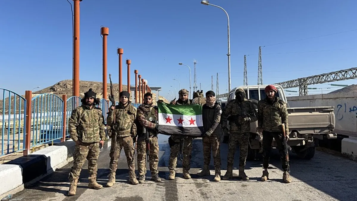 Şam ile YPG/SDG arasında yeni mutabakat: Ateşkes ve kademeli entegrasyon | Suriye ordusu Haseke'ye giriyor