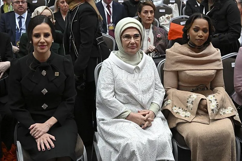 Emine Erdoğan'dan Antalya Diplomasi Forumu'nun Kadın, Barış ve Güvenlik Oturumu'nda Batı'ya Gazze tepkisi: "Asla boyun eğmeyeceğiz"-4