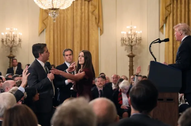 Son dakika: CNN, Trump'ı dava etti