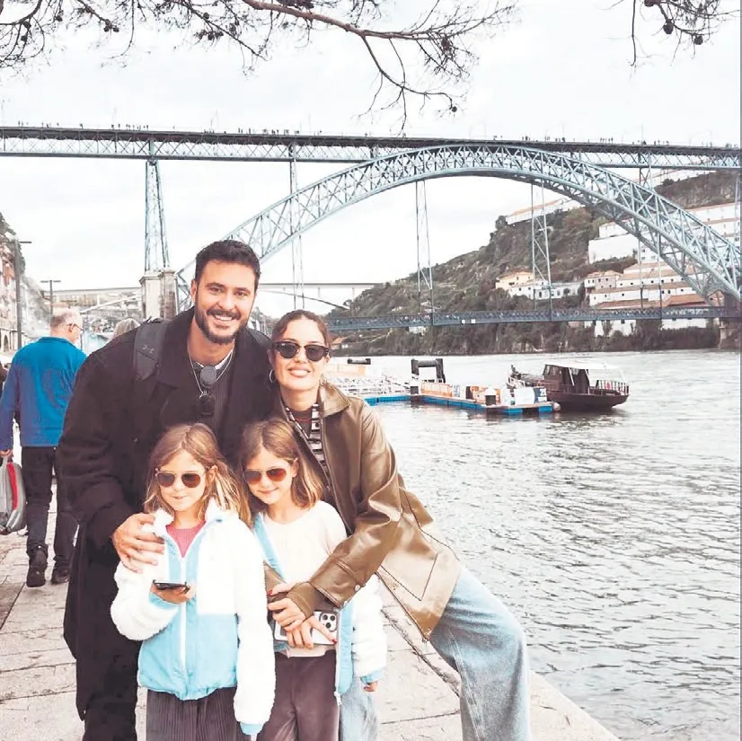 Ayrılsak da beraberiz