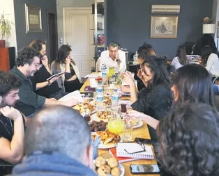 ‘Gel Dese Aşk’ın okuma provaları başladı! Senaryosu kadar oyuncu kadrosu da iddialı...