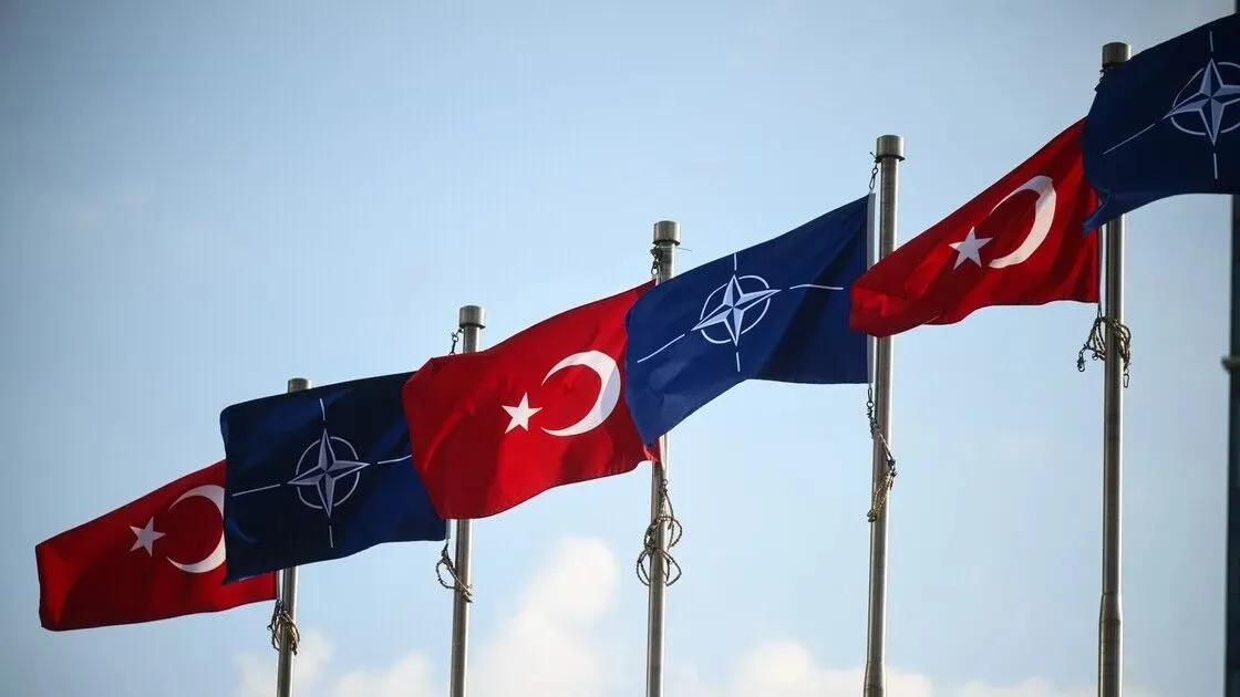 silah-alimindan-fuze-satisina-1783723116448.jpeg Bağımlılık bitti küresel güç olundu! Türk savunma sanayisi 11 milyar dolarlık ihracatla NATO pazarına damga vurdu-2