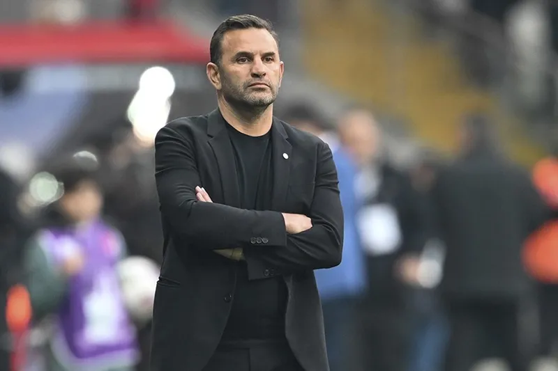 galatasarayda-yolcular-belli-oldu-okan-buruk-yildizlarin-ustunu-cizdi-dev-operasyon-basladi-1720547511501.jpg Galatasaray'da yolcular belli oldu! Okan Buruk yıldızların üstünü çizdi... Dev operasyon başladı-3