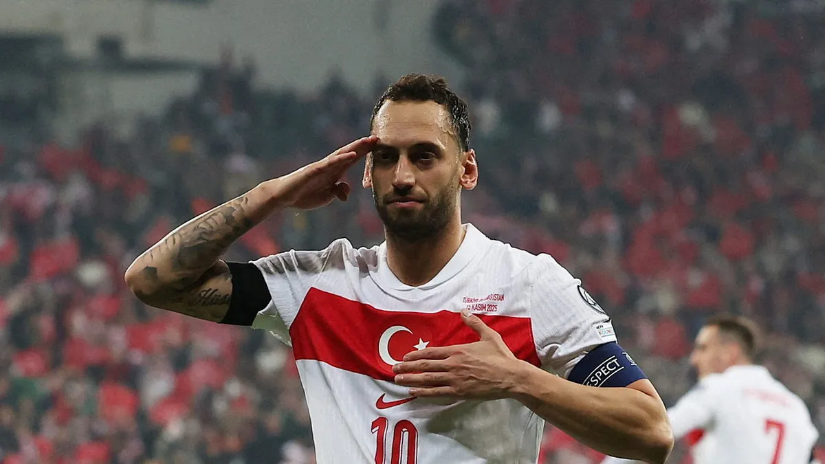 Fenerbahçe'den sezonun bombası! Transferde Hakan Çalhanoğlu sürprizi