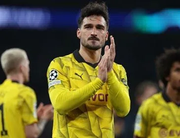 Hummels’te rakip Leverkusen